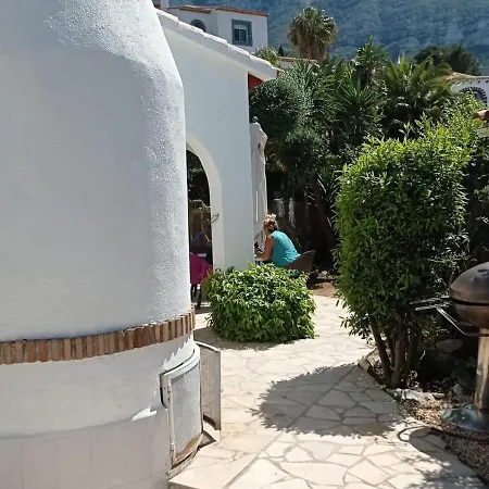 Casa vacanze In With Pool Near Montgo Park