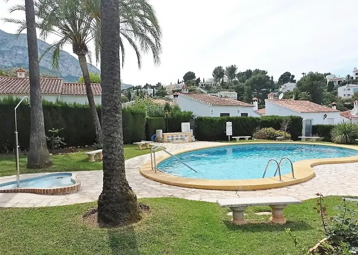 In With Pool Near Montgo Park 펜션